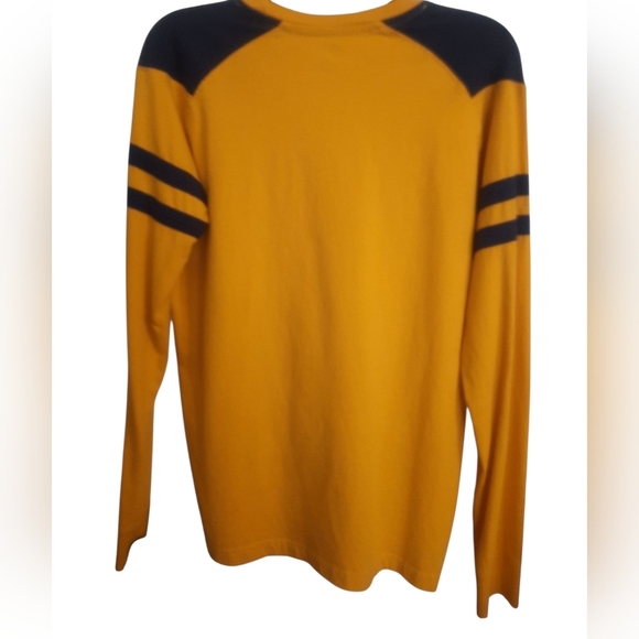 NHL Gold and Black Apparel Med Nashville Predators - Picture 5 of 8